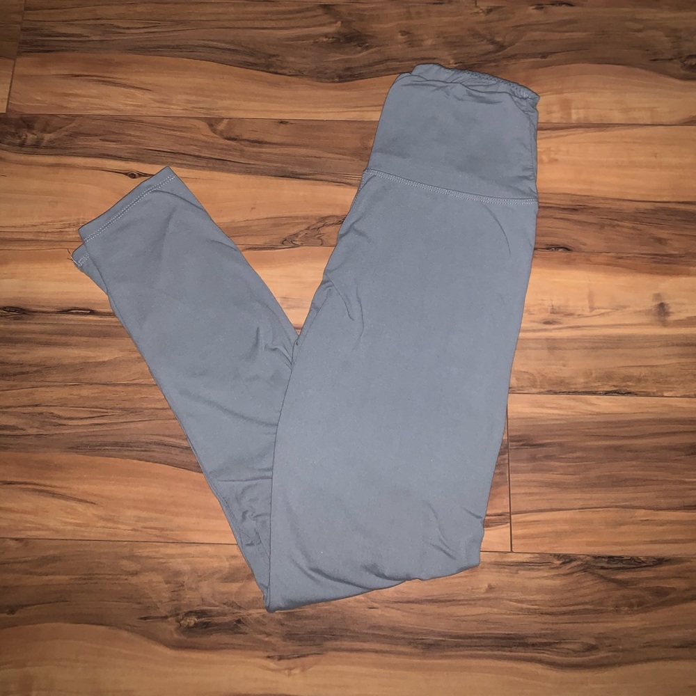 gray leggings - Picture 1 of 3